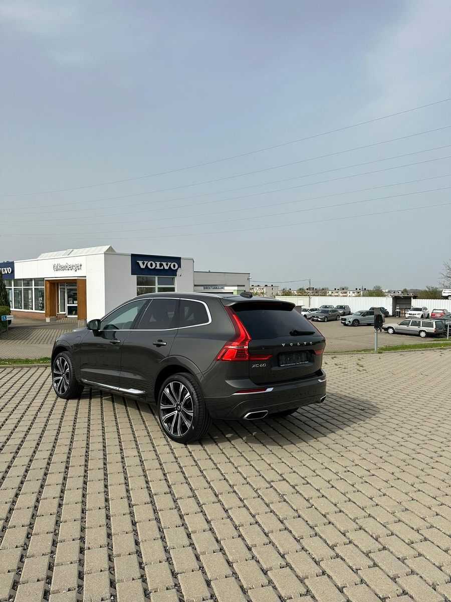 Volvo  Inscription Recharge Plug-In Hybrid AWD